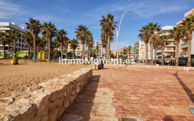 Resale - Apartment - Torrevieja - La Mata