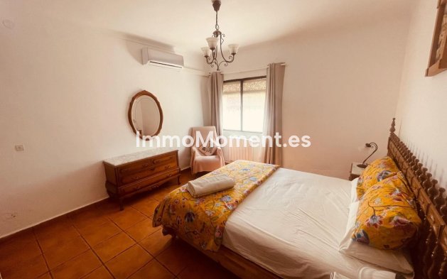 Reventa - Villa independiente - Interior  - Alora