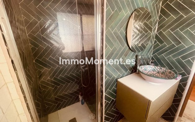 Reventa - Villa independiente - Interior  - Alora