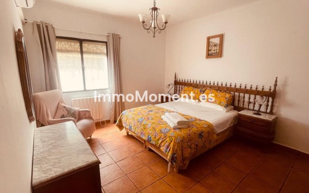 Reventa - Villa independiente - Interior  - Alora