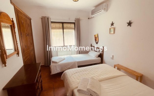 Reventa - Villa independiente - Interior  - Alora