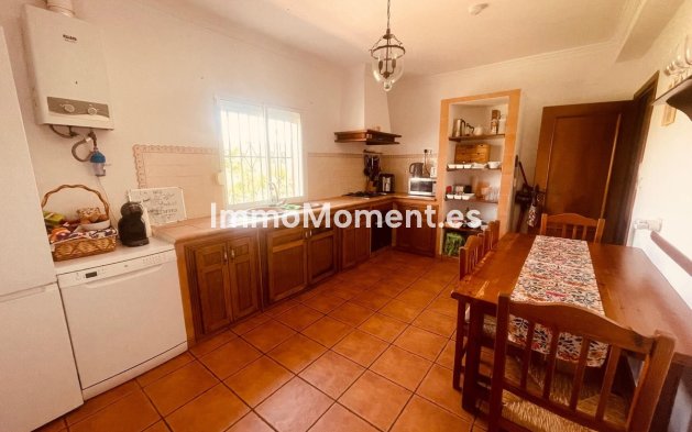 Reventa - Villa independiente - Interior  - Alora