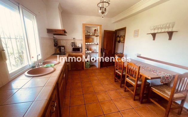 Reventa - Villa independiente - Interior  - Alora