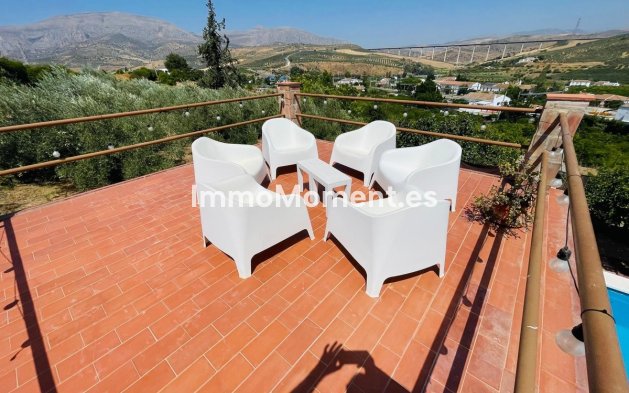 Reventa - Villa independiente - Interior  - Alora