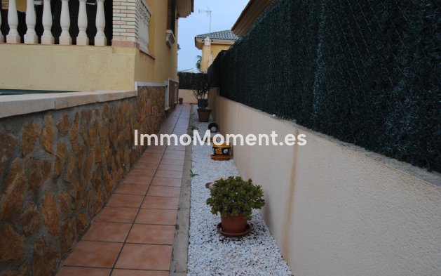 Resale - Detached villa - Orihuela Costa