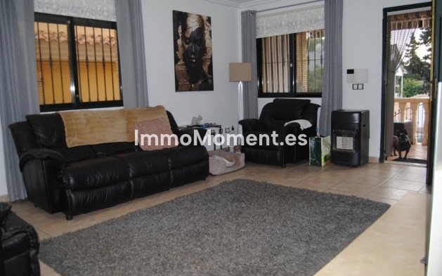 Resale - Detached villa - Orihuela Costa