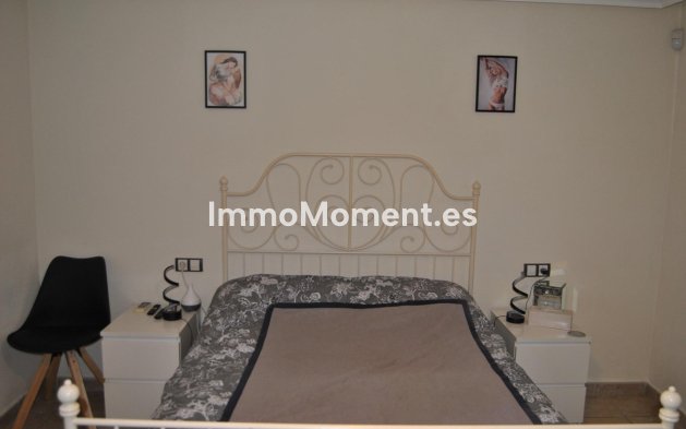 Resale - Detached villa - Orihuela Costa