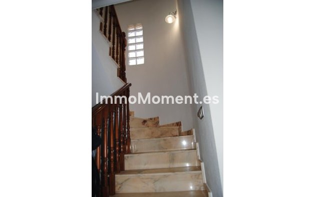 Resale - Detached villa - Orihuela Costa
