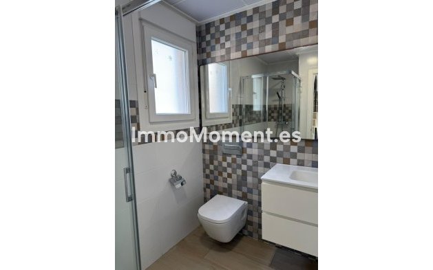 Resale - Detached villa - Pilar de la Horadada - Pilar de la Horadada Centro