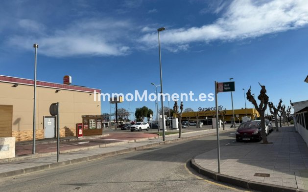 Resale - Detached villa - Pilar de la Horadada - Pilar de la Horadada Centro