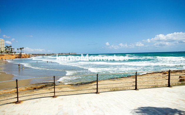 Resale - Detached villa - Torrevieja - Torrevieja Centro