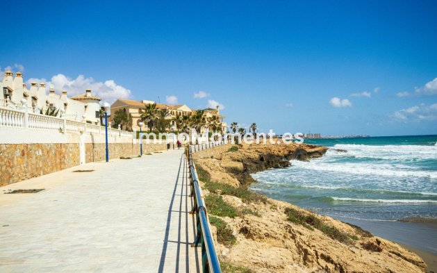 Resale - Detached villa - Torrevieja - Torrevieja Centro