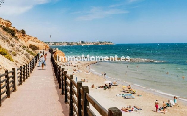 Resale - Detached villa - Torrevieja - Torrevieja Centro