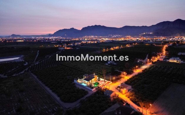 Reventa - Villa independiente - Orihuela - Orihuela Centro