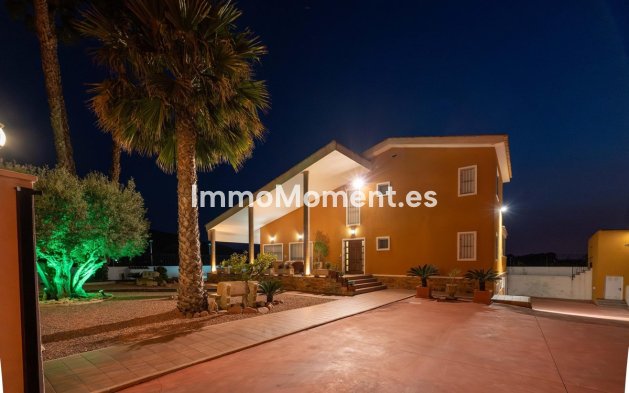 Reventa - Villa independiente - Orihuela - Orihuela Centro