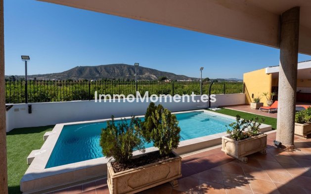 Reventa - Villa independiente - Orihuela - Orihuela Centro