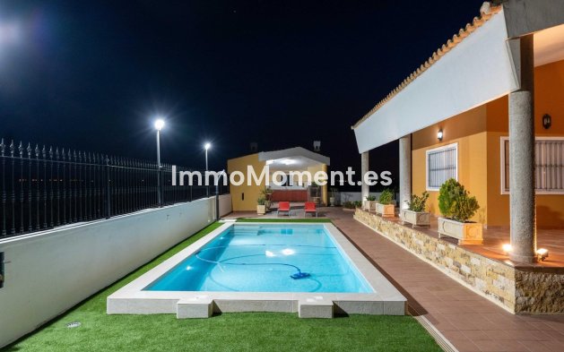 Reventa - Villa independiente - Orihuela - Orihuela Centro