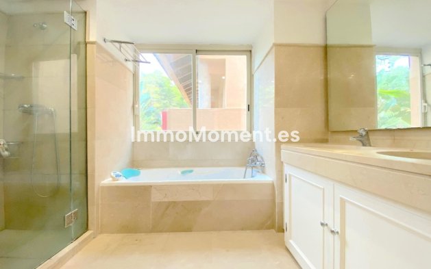 Wiederverkauf - Wohnung - Marbella - Río Real