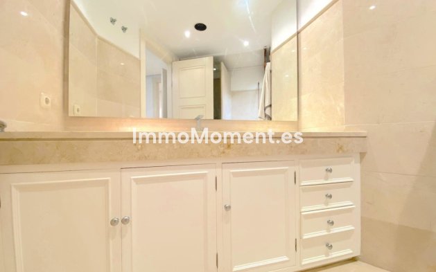 Wiederverkauf - Wohnung - Marbella - Río Real