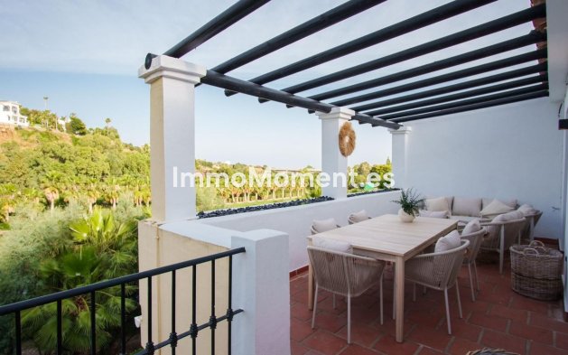 Resale - Apartment - Benahavís - La Quinta