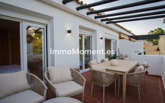 Resale - Apartment - Benahavís - La Quinta