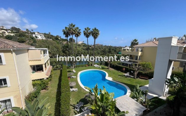 Resale - Apartment - Benahavís - La Quinta