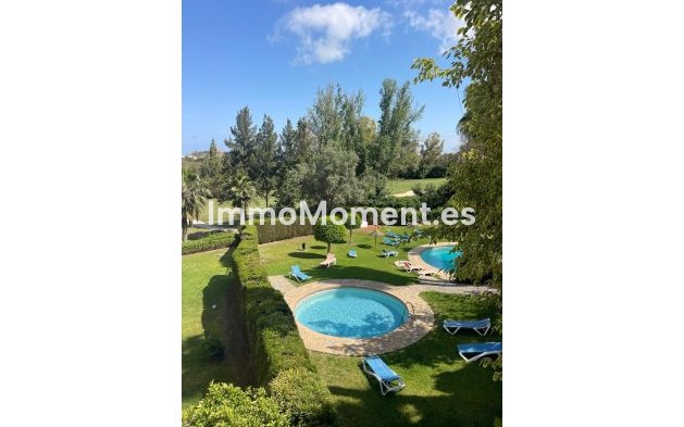 Resale - Apartment - Benahavís - La Quinta