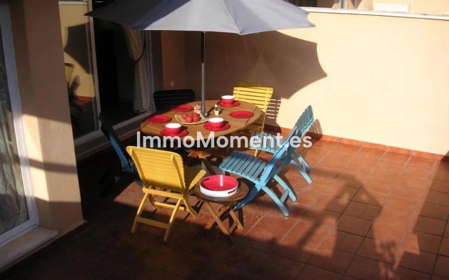 Resale - Apartment - Marbella - Elviria