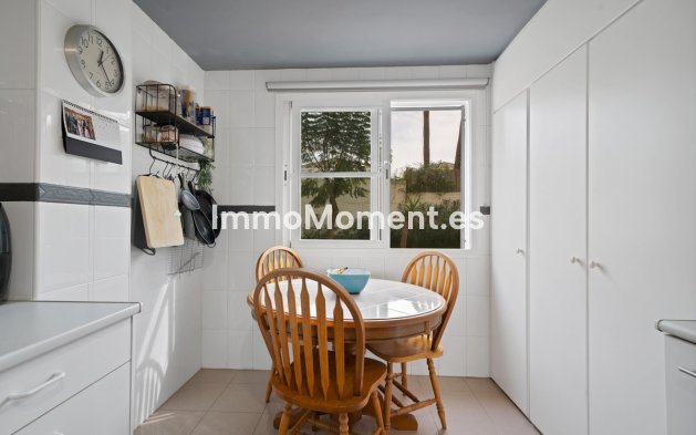 Wiederverkauf - Wohnung - Estepona  - Estepona Centro