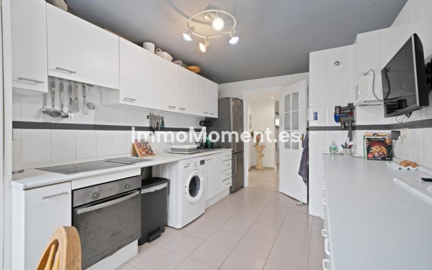 Wiederverkauf - Wohnung - Estepona  - Estepona Centro