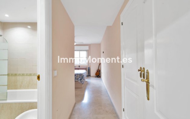 Wiederverkauf - Wohnung - Estepona  - Estepona Centro