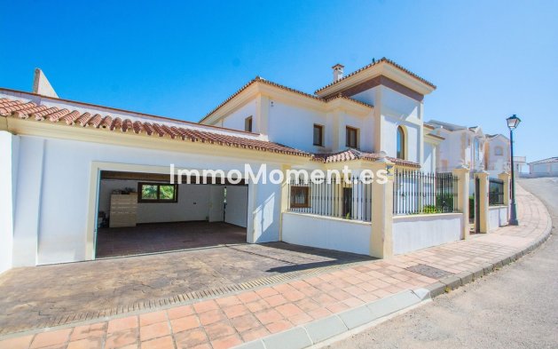 Resale - Detached villa - Mijas - La Cala Golf