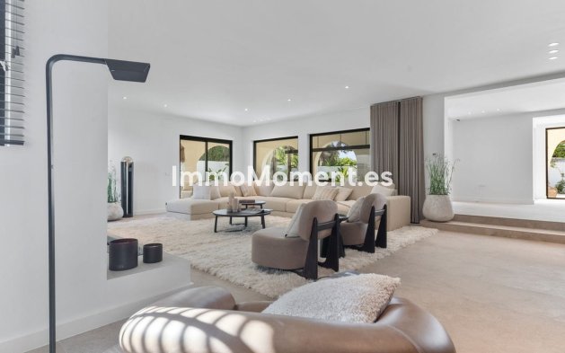 Resale - Detached villa - Marbella - Guadalmina Baja