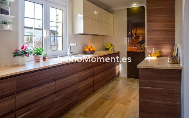 Bestaande woning - Vrijstaande villa - Denia - Denia Centro