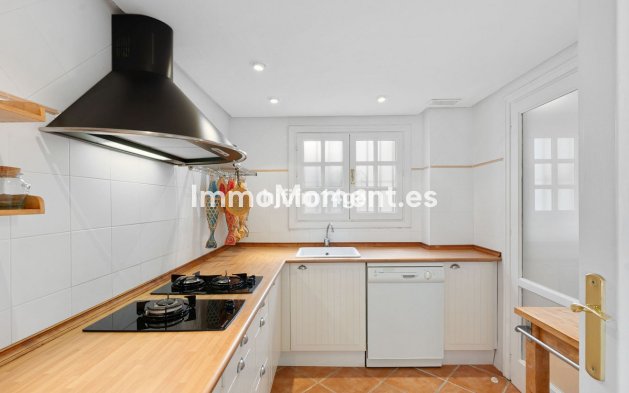 Reventa - Apartamento - Marbella - Nueva Andalucía