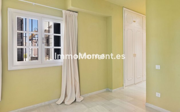 Reventa - Apartamento - Marbella - Nueva Andalucía