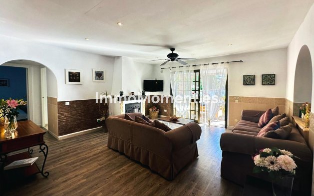 Resale - Detached villa - Mijas Costa - La Cala de Mijas
