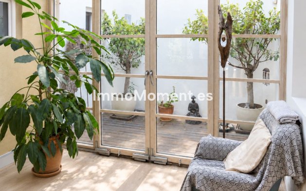 Resale - Detached villa - Estepona - Atalaya