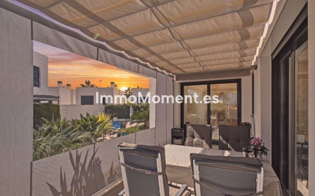 Wiederverkauf - Wohnung - Orihuela Costa - Punta Prima