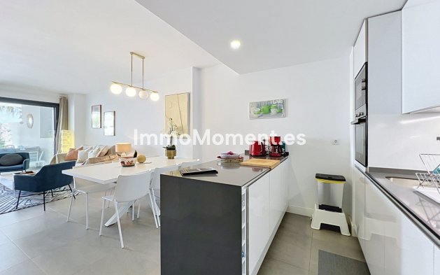 Bestaande woning - Appartement - Manilva