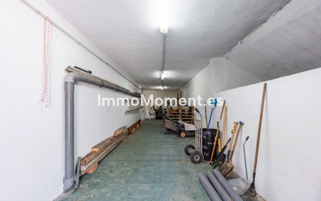 Resale - Detached villa - Estepona - Atalaya