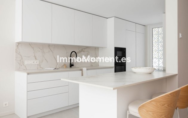 Bestaande woning - Rijtjeshuis - Estepona  - Estepona Centro