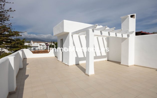 Bestaande woning - Rijtjeshuis - Estepona  - Estepona Centro