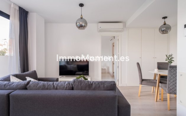 Resale - Apartment - Mijas Costa - Las Lagunas de Mijas