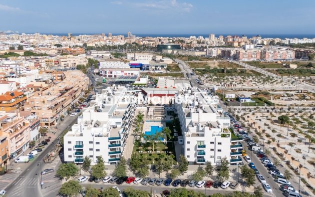 Resale - Apartment - Mijas Costa - Las Lagunas de Mijas