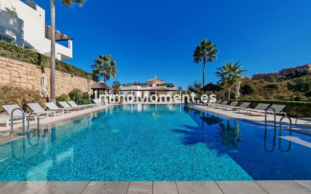 Wiederverkauf - Wohnung - Marbella - La Mairena
