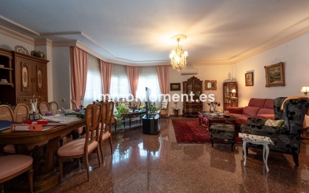 Resale - Detached villa - Fuengirola - Fuengirola Centro