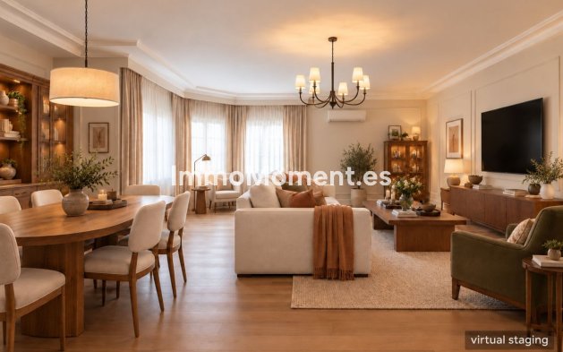 Resale - Detached villa - Fuengirola - Fuengirola Centro