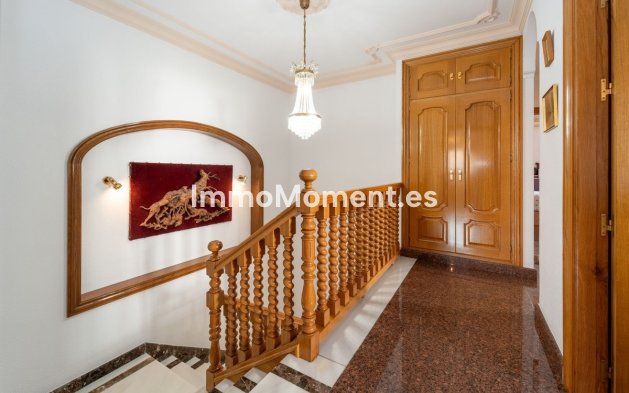 Resale - Detached villa - Fuengirola - Fuengirola Centro
