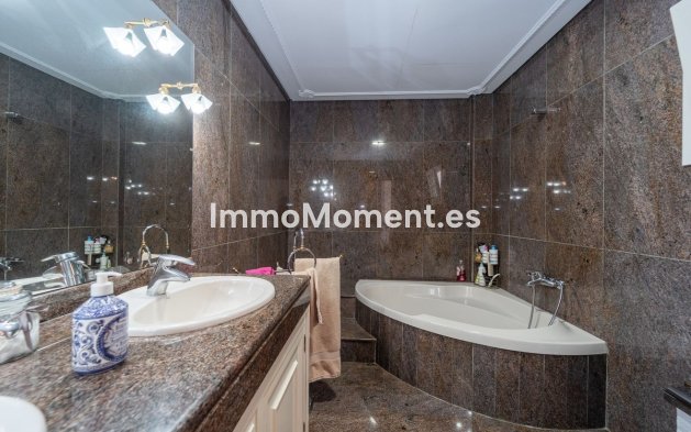 Resale - Detached villa - Fuengirola - Fuengirola Centro